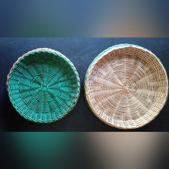 Vintage Bamboo/Wicker Plate Holders or Wall Decor ππ§‘ππ - Picture 6 of 8